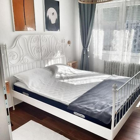 Home Apartment Luna Skopje Buitenkant foto