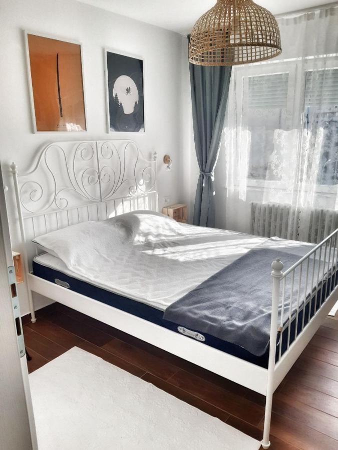 Home Apartment Luna Skopje Buitenkant foto